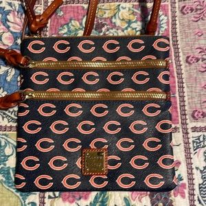 Dooney &Bourke Crossbody Chicago Bears